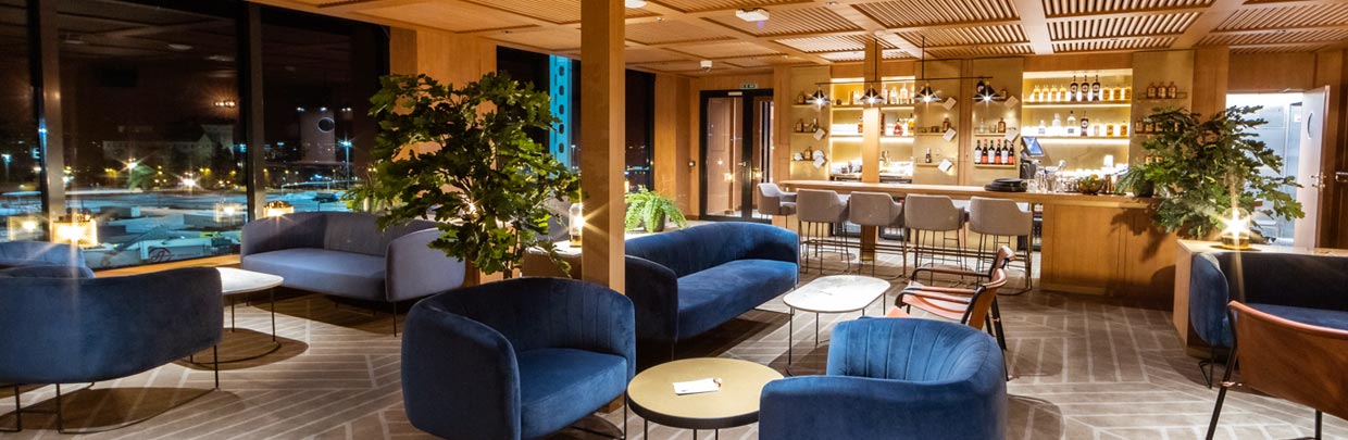 Pubit ja baarit - Ruoka ja juoma - Merellä | Viking Line